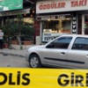 Sultangazi'de uzun namlulu silahlarla kuyumcu soygunu Sultangazi'de uzun namlulu silahlarla kuyumcu soygunu