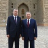 Hoca Ahmed Yesevi türbesini ziyaret etti Hoca Ahmed Yesevi türbesini ziyaret etti