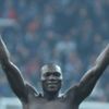 Vincent Aboubakar maç sonu üçlü çektirdi