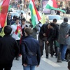 Diyarbakır'da Kürdistan bayrağı dağıttılar Diyarbakır'da Kürdistan bayrağı dağıttılar