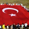 Kırkpınar’da dev Türk bayrağı açıldı Kırkpınar’da dev Türk bayrağı açıldı