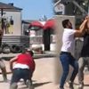 Çekiç ve taşlarla birbirlerine girdiler! Çekiç ve taşlarla birbirlerine girdiler!