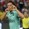 Mesut Özil'e büyük onur Mesut Özil'e büyük onur