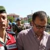 FETÖ'cü hainler şehit yakınlarını tahrik etti! Salonu karıştı...