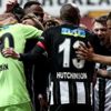 Beşiktaş, şampiyonluk kupasını Galatasaray'ın stadında kaldırmak için harekete geçiyor