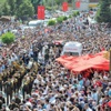 Şehidi binler uğurladı Şehidi binler uğurladı