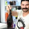 2 yıldır uzattığı saçlarını bağışladı 2 yıldır uzattığı saçlarını bağışladı