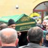 Hastane önünde yanlışlıkla öldürülen gencin annesi ... Hastane önünde yanlışlıkla öldürülen gencin annesi ...