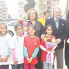 Çocuklarla açılış Çocuklarla açılış