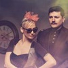 "Mehmet bizi diskoya götür!" "Mehmet bizi diskoya götür!"