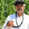 İnanılmaz! 40 yıldır yılanlarla yaşıyor İnanılmaz! 40 yıldır yılanlarla yaşıyor