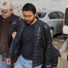 FETÖ'den aranan öğretmen havalandırma boşluğunda yakalandı FETÖ'den aranan öğretmen havalandırma boşluğunda yakalandı
