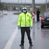 Polislerin koronavirüs önlemi Polislerin koronavirüs önlemi