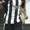 Beşiktaş'ın taraftar imzalı formasına kar engeli Beşiktaş'ın taraftar imzalı formasına kar engeli