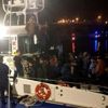 Çeşme'de 43 düzensiz göçmen yakalandı Çeşme'de 43 düzensiz göçmen yakalandı