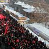 Eksi 25 derecede ‘teröre lanet’ yürüyüşü