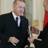 Erdoğan, Aliyev’e tespih hediye etti