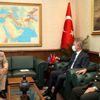 Son dakika: Milli Savunma Bakanı Hulusi Akar, NATO Askeri Komite Başkanı ile görüştü!