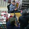 Beş kişinin gasp ettiği market sahibi: Şaka sandım Beş kişinin gasp ettiği market sahibi: Şaka sandım