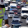 Trafikte bunu yapanlara ceza yağdı! Trafikte bunu yapanlara ceza yağdı!