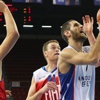 Anadolu Efes liderlik koltuğunda