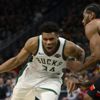 Milwaukee Bucks, Doğu finalinde 2-0 öne geçti Milwaukee Bucks, Doğu finalinde 2-0 öne geçti