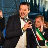 Aşırı sağçı eski İtalyan bakan Salvini'nin yargılanmasının önü açıldı
