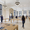 New York'ta 100 yıllık banka Apple Store oldu