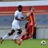 Burak Yılmaz taraftarla tartıştı Burak Yılmaz taraftarla tartıştı