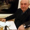 Doktor içki sofrasında arkadaşını boğazladı