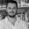 Öldürülen öğretim görevlisi toprağa verildi Öldürülen öğretim görevlisi toprağa verildi
