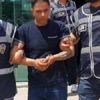 Kalaşnikofla 2 kişiyi öldürmeye giderken yakalandı Kalaşnikofla 2 kişiyi öldürmeye giderken yakalandı