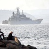 Rus savaş gemisi Boğaz'dan geçti