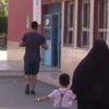 Son dakikada oy kullanmak için koşarak geldiler Son dakikada oy kullanmak için koşarak geldiler