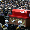 Evren’e protestolu cenaze töreni Evren’e protestolu cenaze töreni