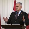 Başbakan'dan şehit ailesine taziye telefonu