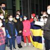 Rekortmen yüzücü Emre Sakçı ya pastalı karşılama Rekortmen yüzücü Emre Sakçı ya pastalı karşılama