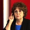 Ayşenur Arslan kimdir?