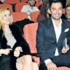 Wilma Elles nişanlısını heyecanlandırdı Wilma Elles nişanlısını heyecanlandırdı