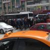 Anne kız otobüs altında can verdi Anne kız otobüs altında can verdi