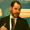 TikTok'un CEO'su Mayer, istifa etti