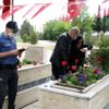 Polis memuru şehit polis için Kur an-ı Kerim okudu