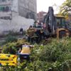 Uyuyakalan adamı fark etmediler, üzerine kepçeyle toprak attılar Uyuyakalan adamı fark etmediler, üzerine kepçeyle toprak attılar