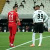 Beşiktaş'ta 5 oyuncunun bileti kesildi Beşiktaş'ta 5 oyuncunun bileti kesildi