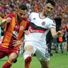 Galatasaray'ın parlayan yıldızı Yasin Öztekin Galatasaray'ın parlayan yıldızı Yasin Öztekin