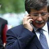 Koalisyonu duyan telefona sarıldı Koalisyonu duyan telefona sarıldı