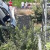 Otomobilin düşmesini bariyer engelledi Otomobilin düşmesini bariyer engelledi