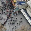 Yüzlerce metrelik "umut kuyruğu" Yüzlerce metrelik "umut kuyruğu"