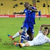 Emenike'de yırtık var