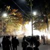 Kırgızistan polisinin seçim protestolarına müdahalesinde 65 kişi yaralandı Kırgızistan polisinin seçim protestolarına müdahalesinde 65 kişi yaralandı